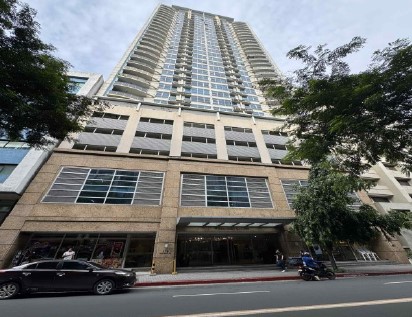 Unit 19B 19/F Greenbelt Madison Condominium Salcedo St. Legaspi Village Brgy. San Lorenzo Makati City