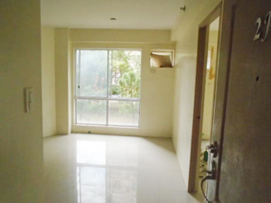 Unit J 2/F Monte Tower Presidio Condominium at Lakefront (Britanny Bay) Brgy. Sucat Muntinlupa City