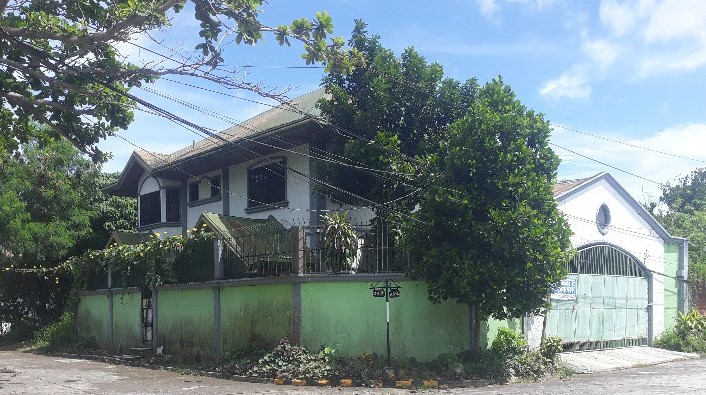 Lot 1 Block 24 Saint Thomas corner Saint Peter Sts. Carmela Valley Executive Village Brgy. Zone 12-A Talisay City Negros Occidental