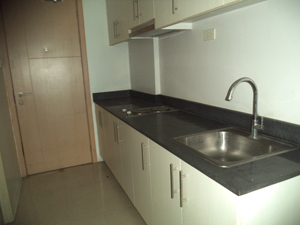 Unit 16 5/F Building D Sea Residences Condominium Pearl corner Sunrise Drive MOA Complex Brgy. 76 Zone 10 Pasay City