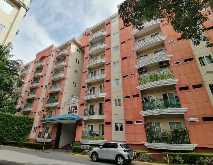 Unit 122 UGF Building D Cluster 4 / Seine Chateau Elysee Condominium Dona Soledad Ave. Ext. Brgy. La Huerta / Moonwalk Paranaque City