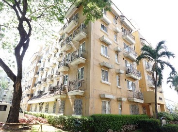 Unit 211 2/F Alicante Building East Ortigas Mansions Brgy. Rosario / Sta. Lucia Pasig City (With Parking Slot)