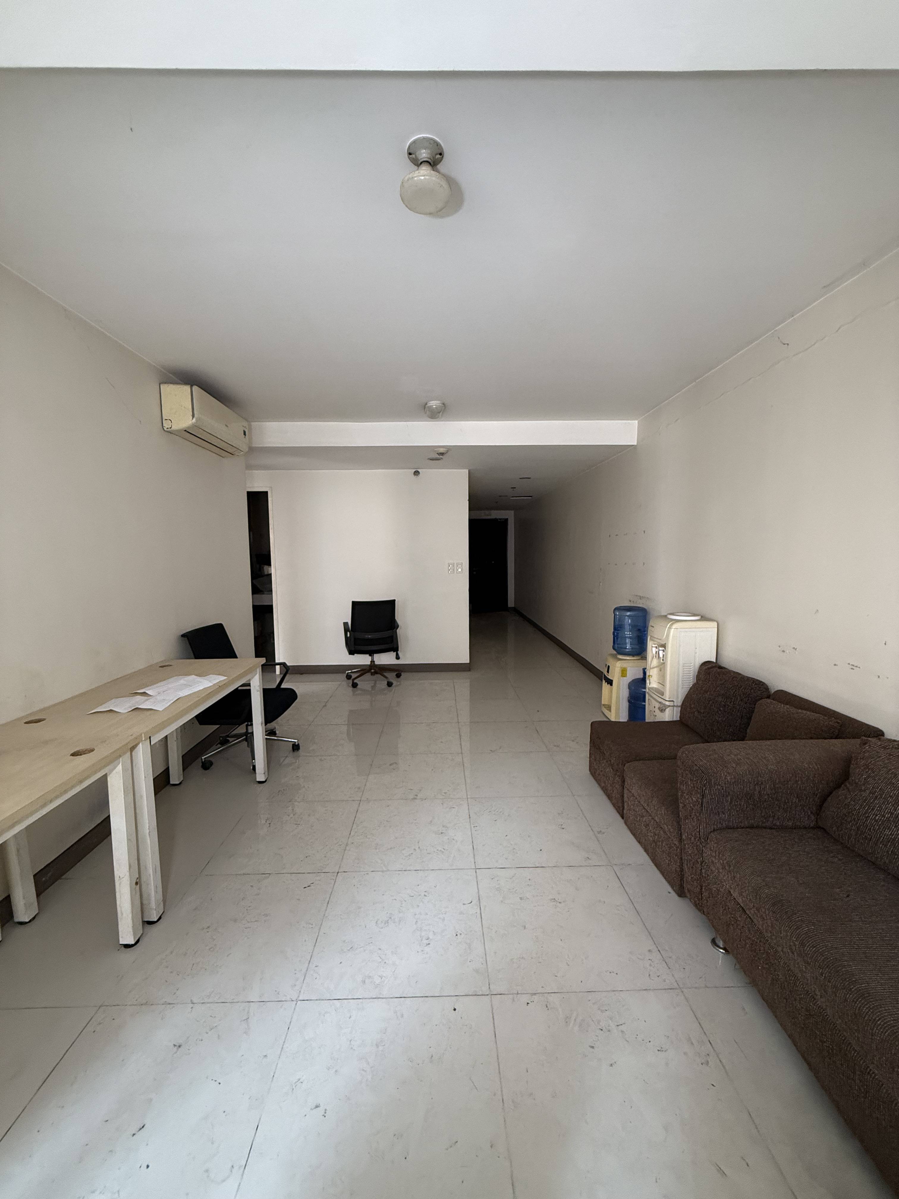Unit 11A 11/F Tower D (Domenico) Venice Luxury Residences Mckinley Hill Brgy. Fort Bonifacio / Pinagsama Taguig City