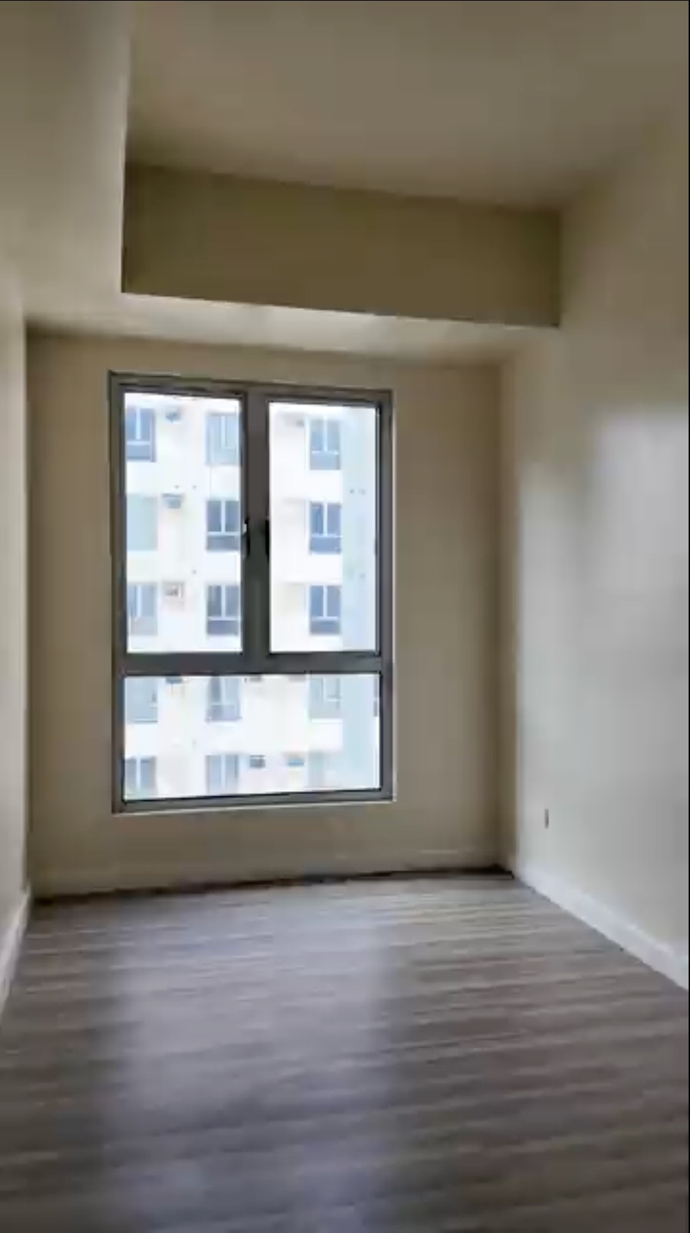 Unit 2-1112 11/F Tower 2 Avida Towers Vireo South Union Dr. Arca South Brgy. Western Bicutan Taguig City (Pending consolidated Title / Tax Declaration)